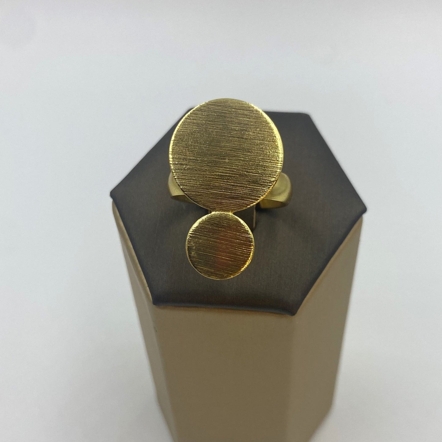 Anillo JÚPITER bañados en oro - Diseño con carácter-1