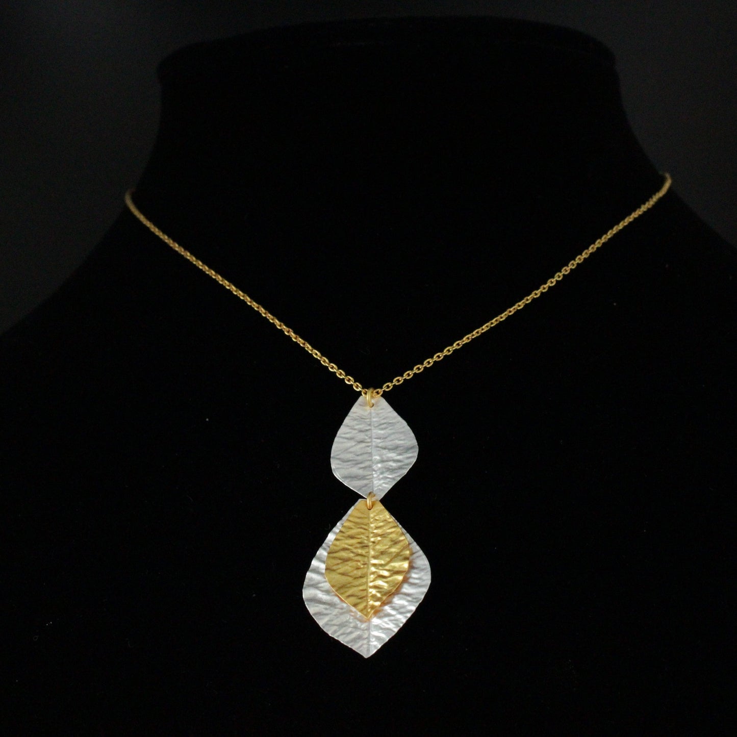 Collar HOJAS bañado en oro y plata-0