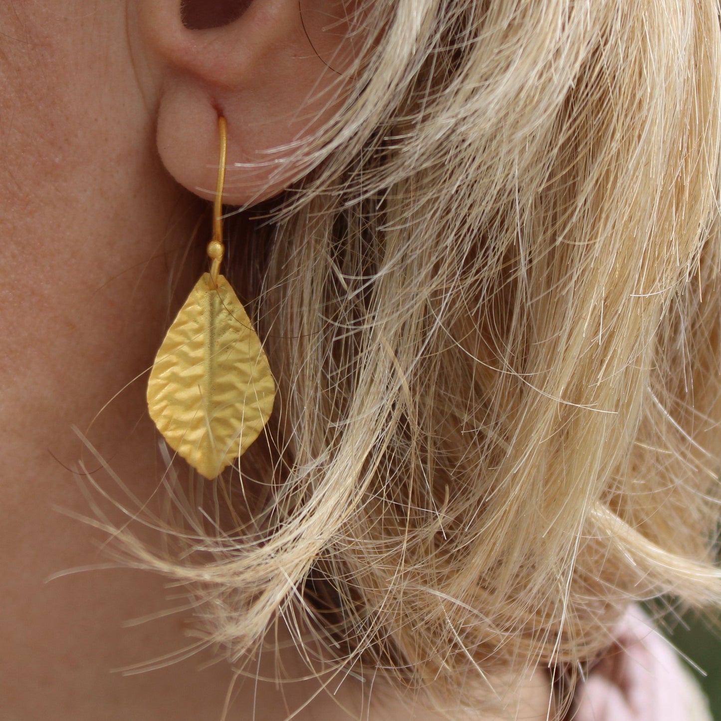 PENDIENTES LEAF BAÑADO EN ORO-0