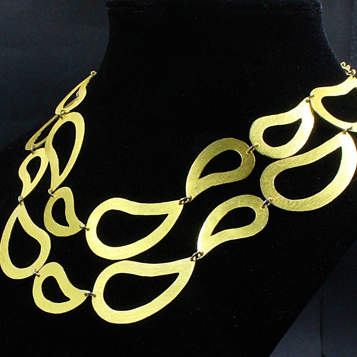 Collar GOTA bañado en oro