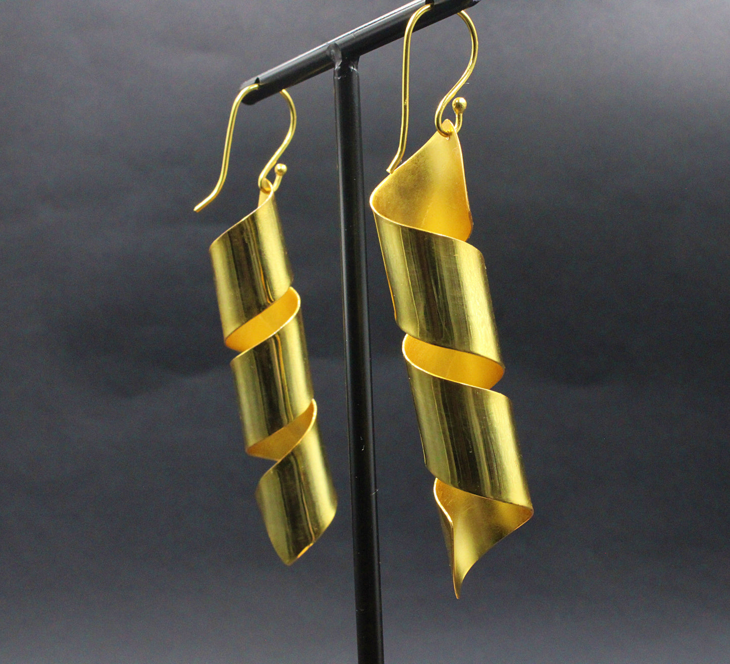 Pendientes VIRUTA bañados en oro-3