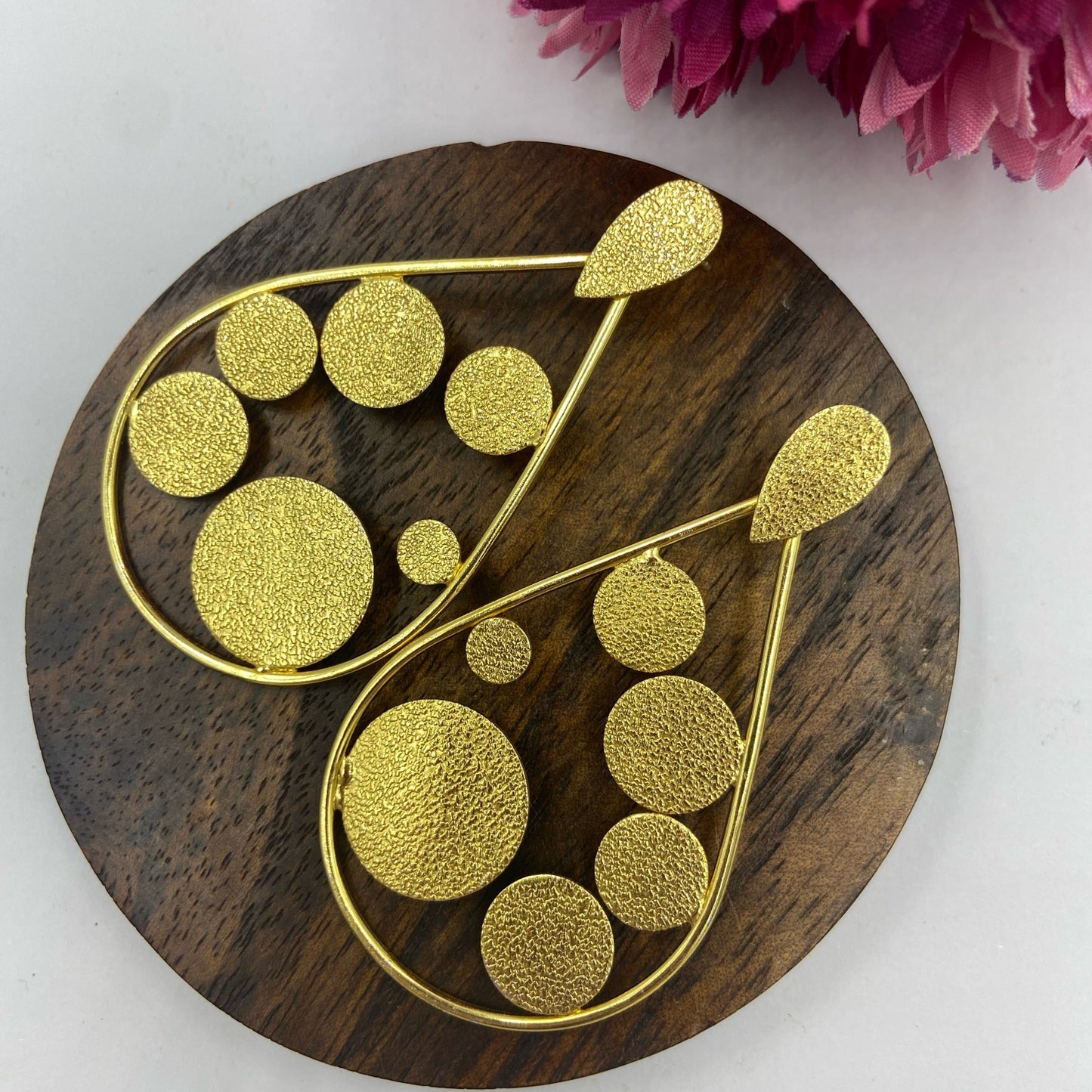 Pendientes BUBBLES bañados en oro - Diseño con carácter-4