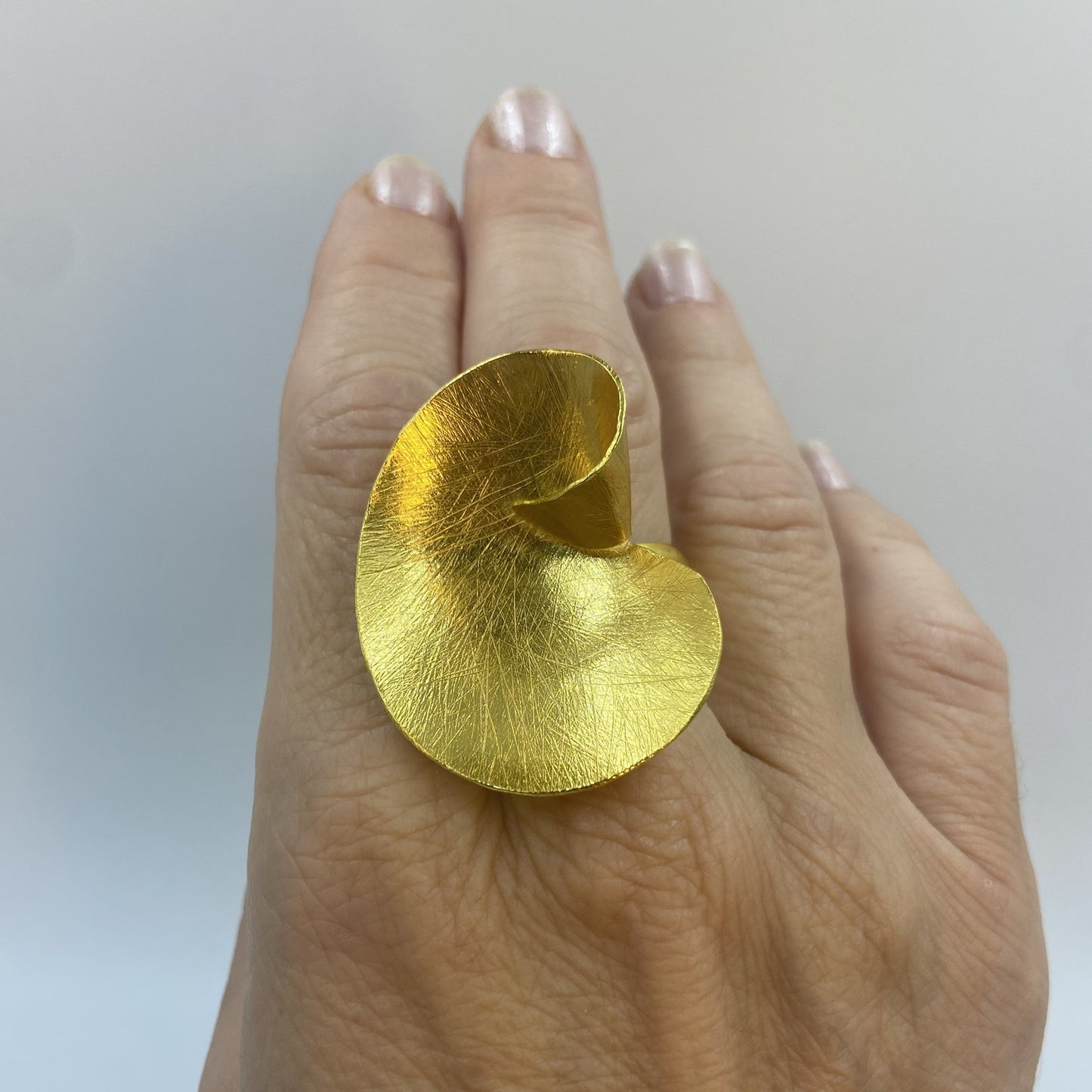 Anillo ELBA bañados en oro - Diseño con carácter-5