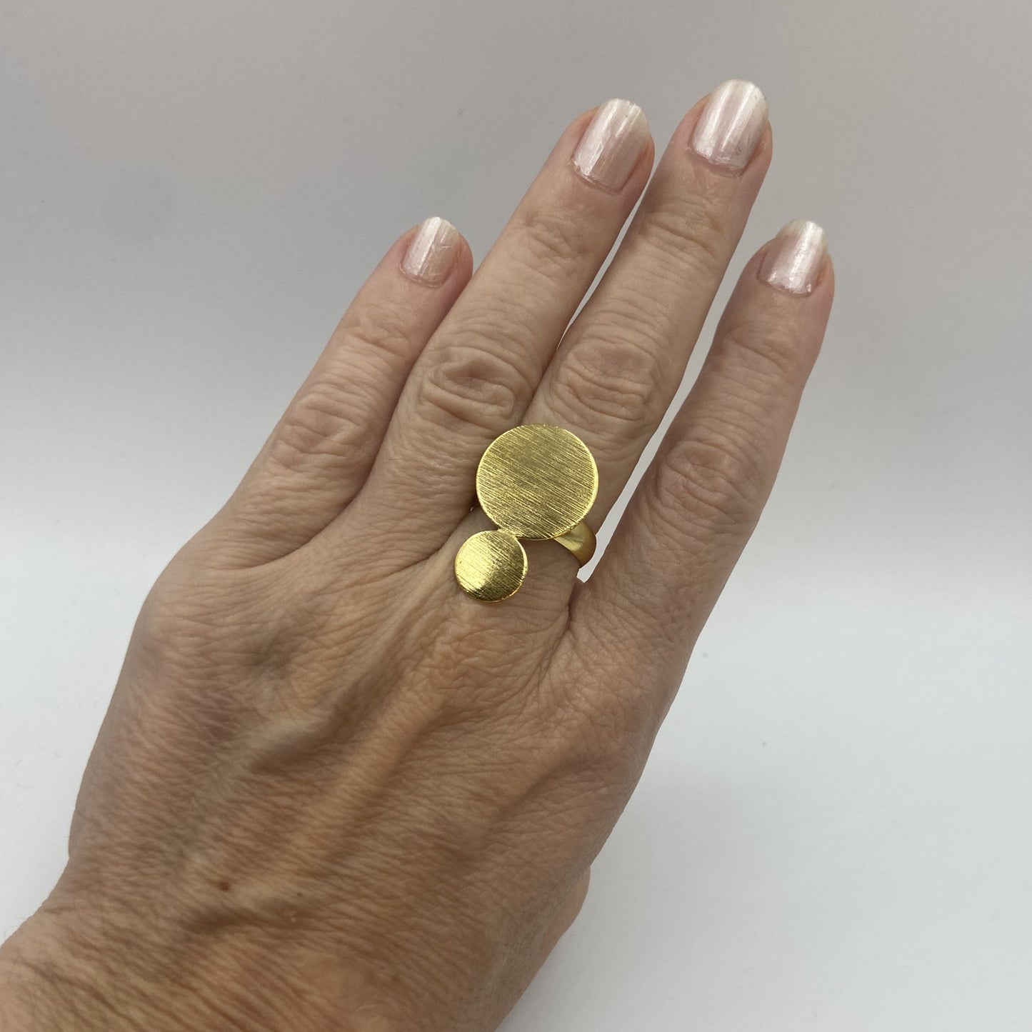 Anillo JÚPITER bañados en oro - Diseño con carácter-4