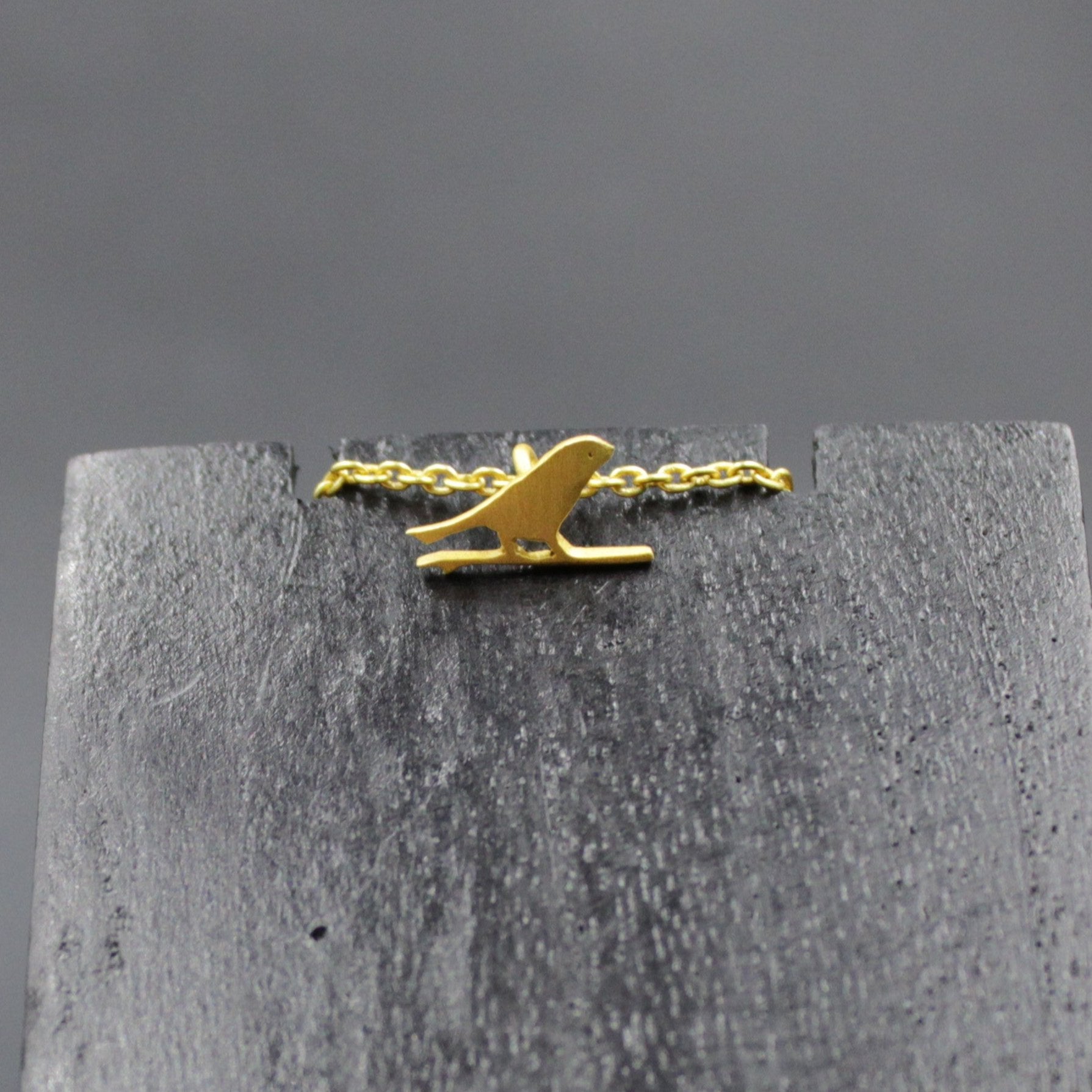 Cadena PAJARITO EGIPCIO bañada en oro-4