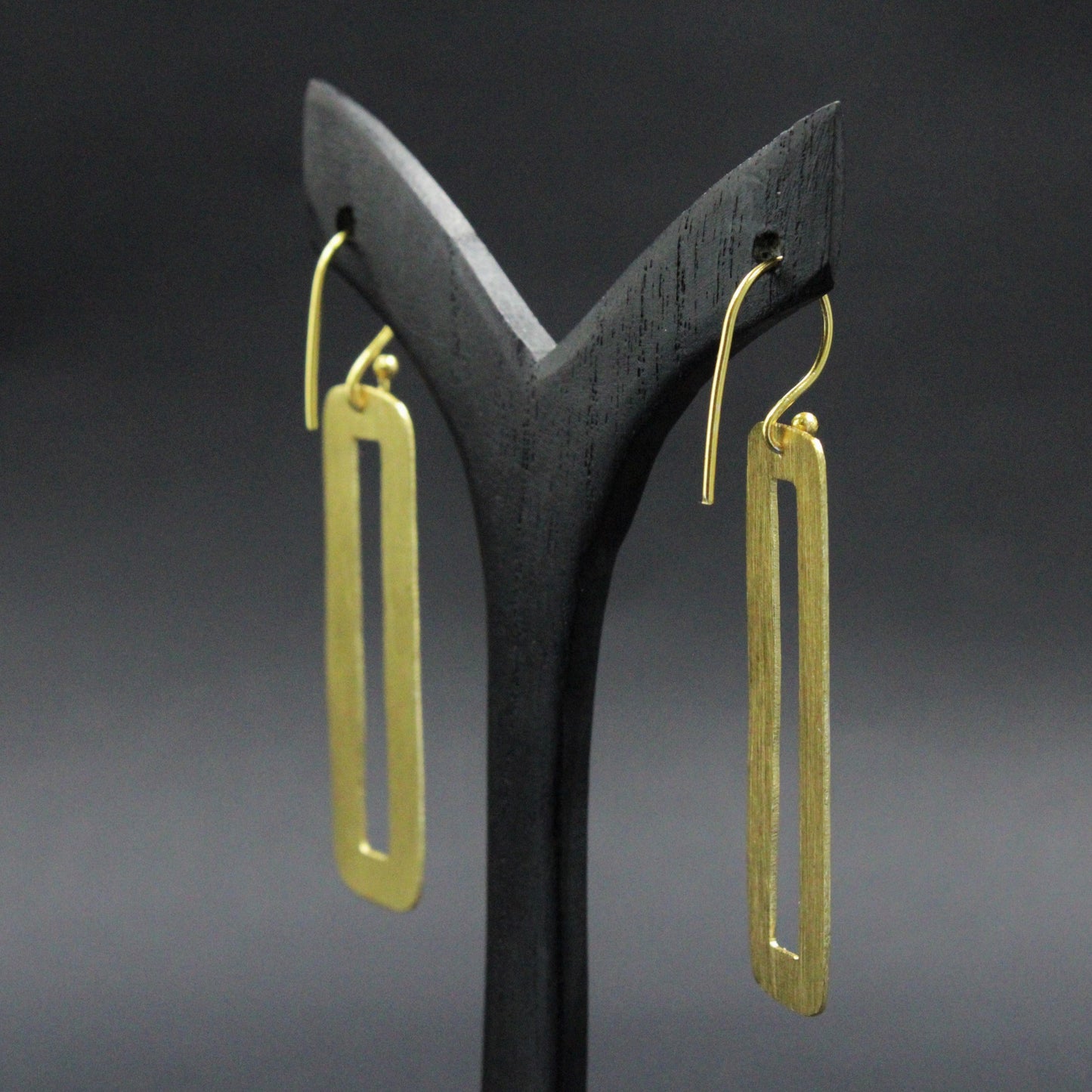 Pendientes SAETERA bañados en oro-1