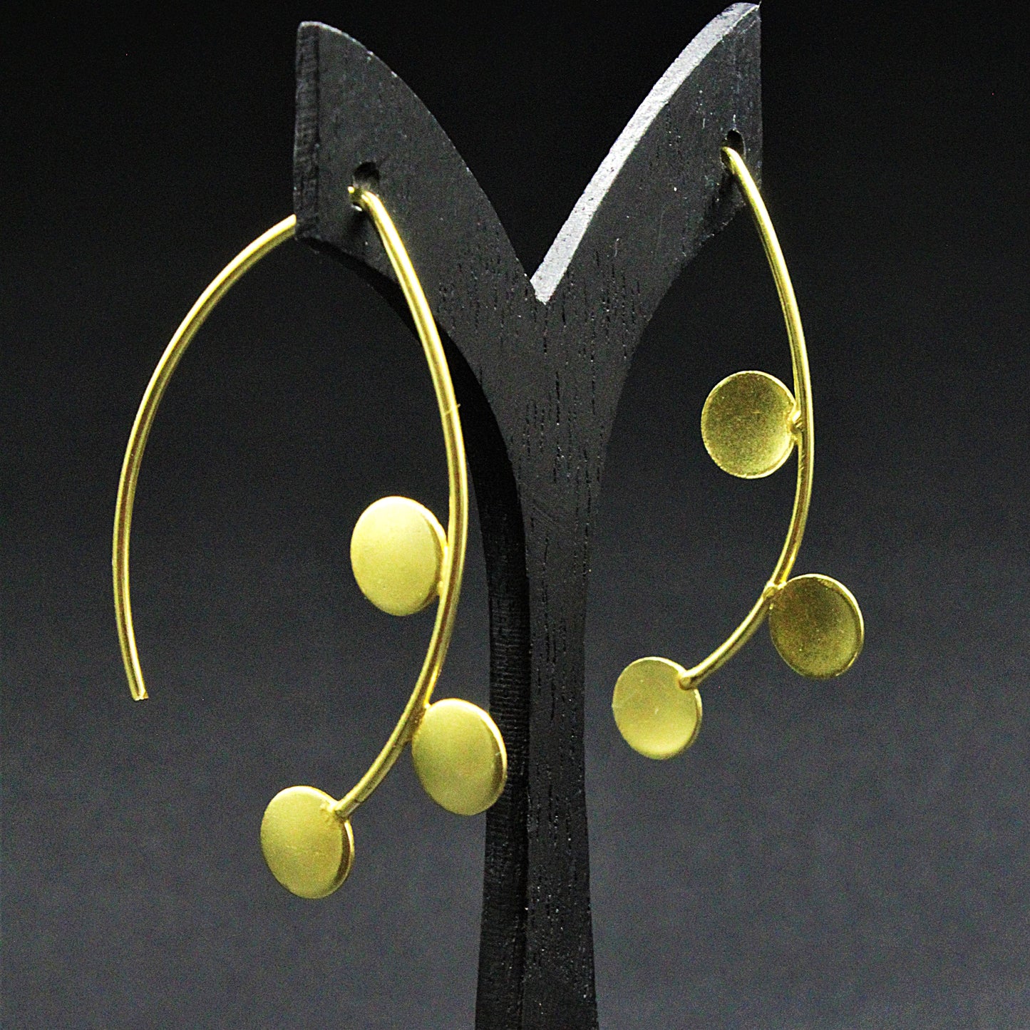 Pendientes SAKURA bañado en oro - Diseño con carácter