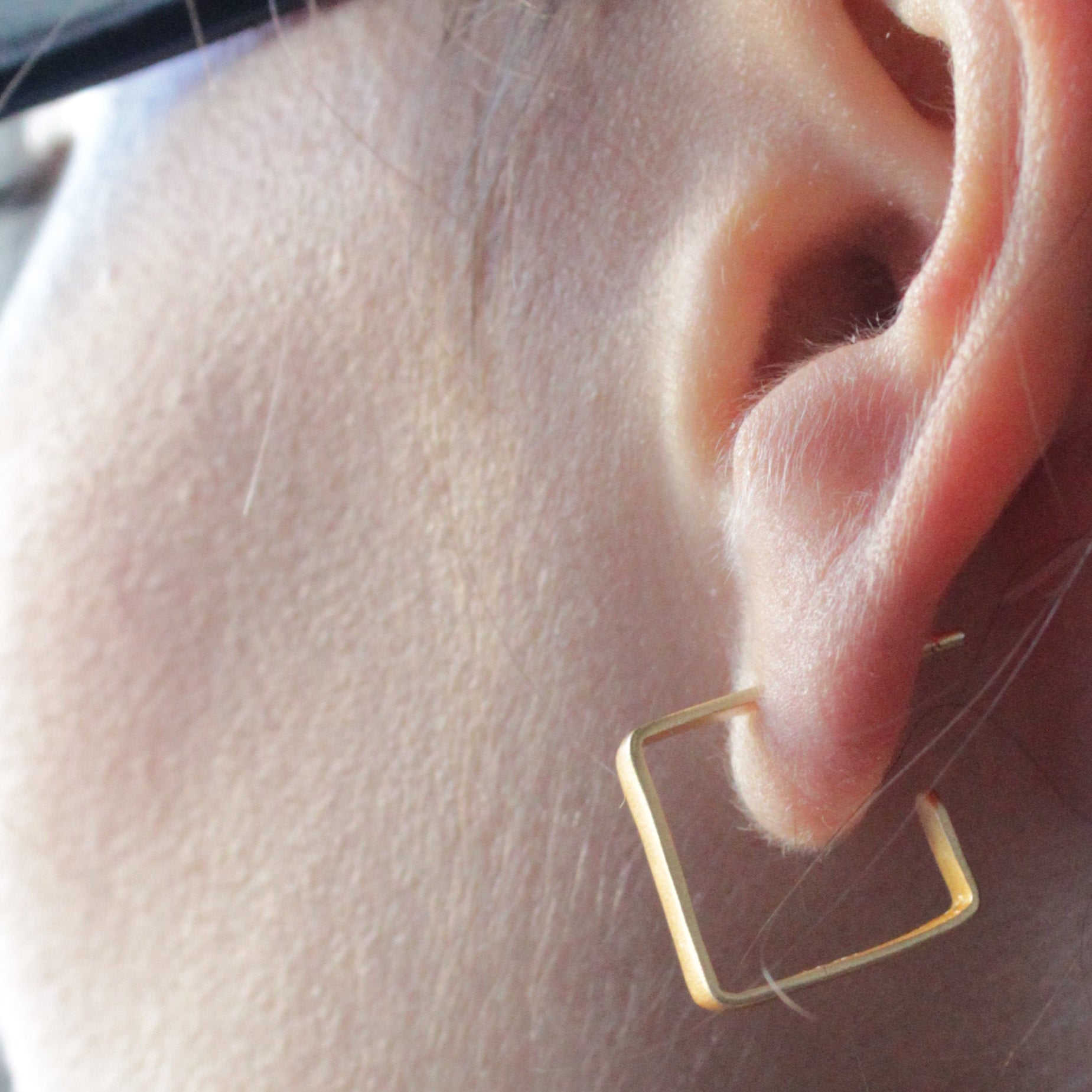 Pendientes CUBIC - Bañados en oro-1
