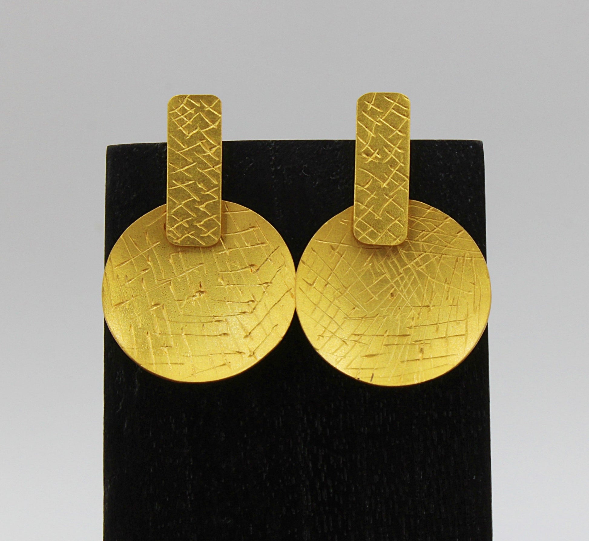 Pendientes baño de oro 2 en 1 - Diseño con carácter-2
