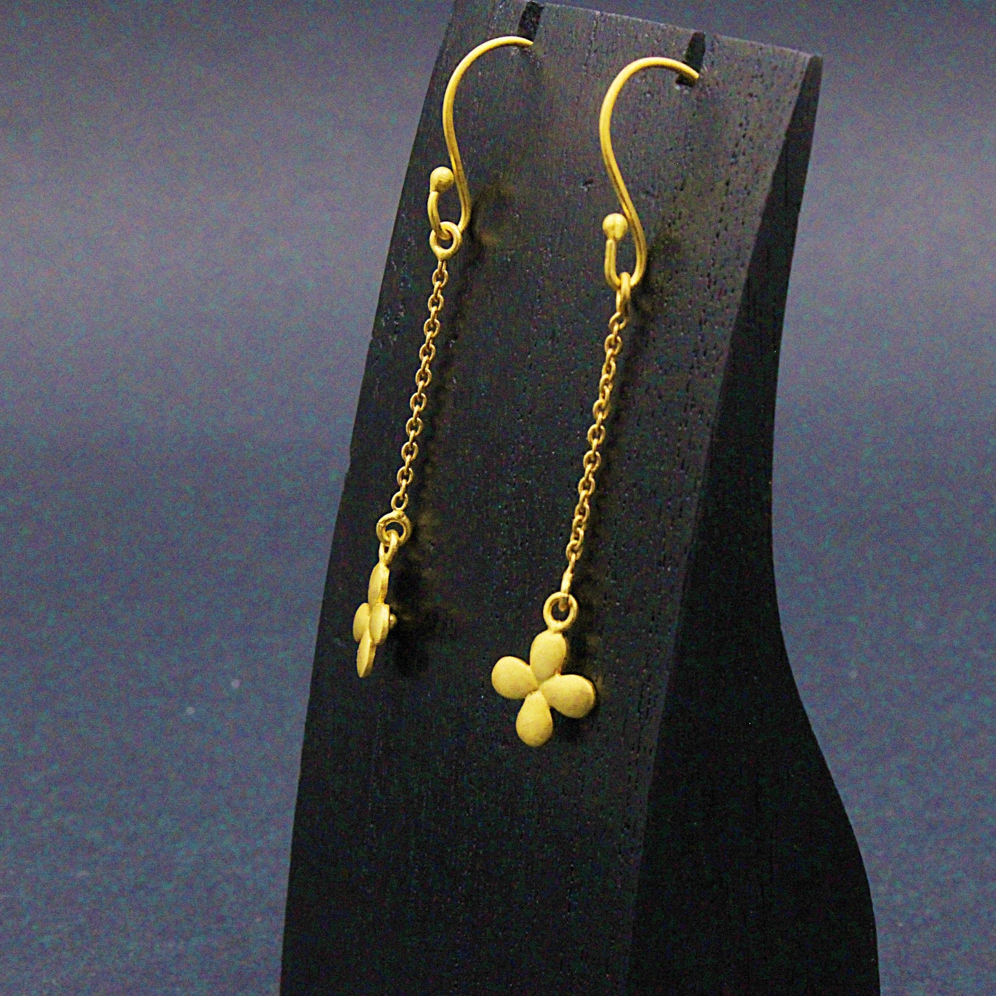 Pendientes FLOR con flor bañados en oro
