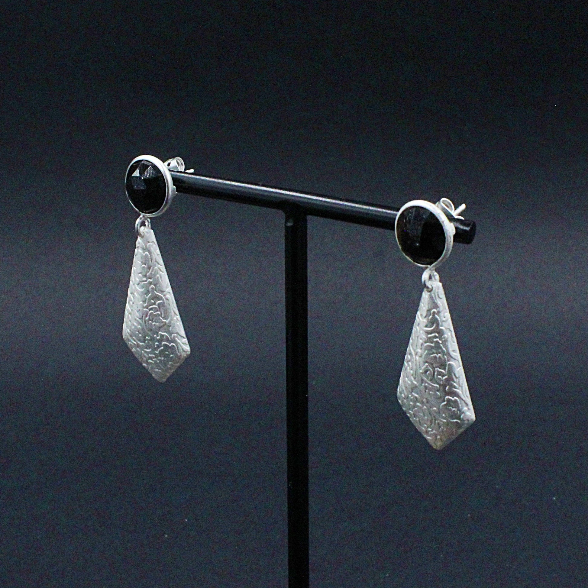 Pendientes vintage con piedra semipreciosa onix negro-1