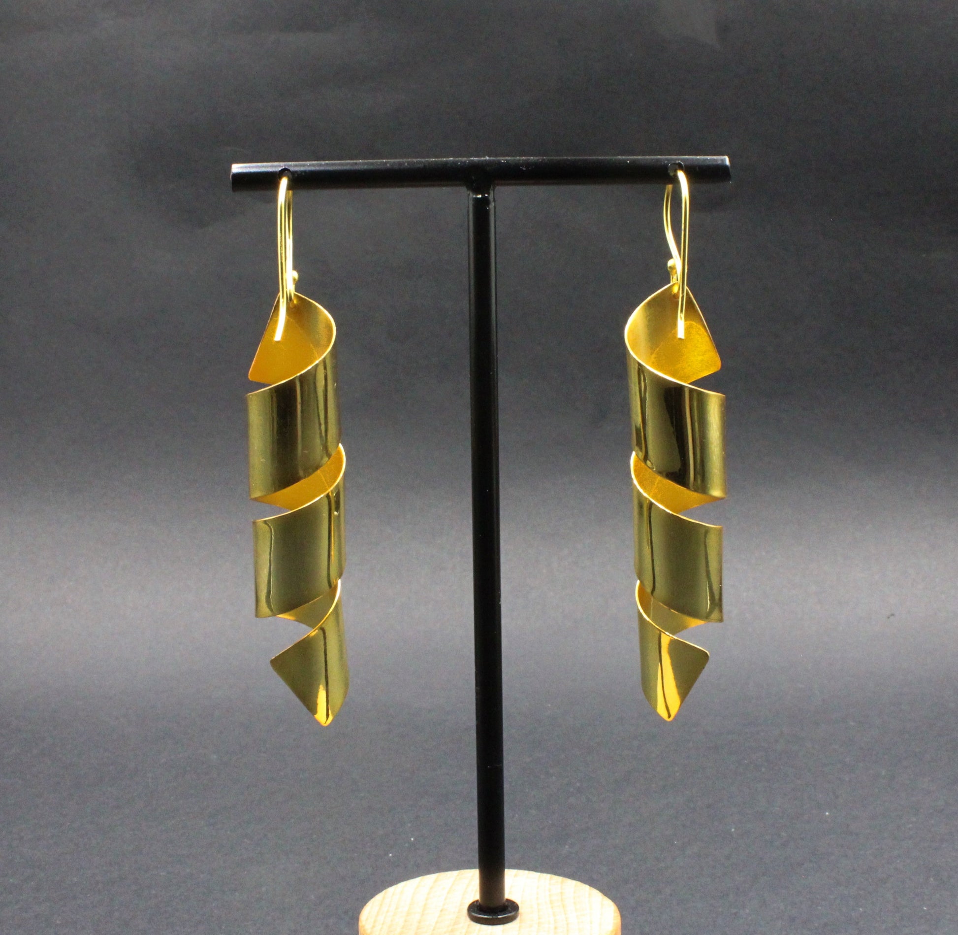 Pendientes VIRUTA bañados en oro-0