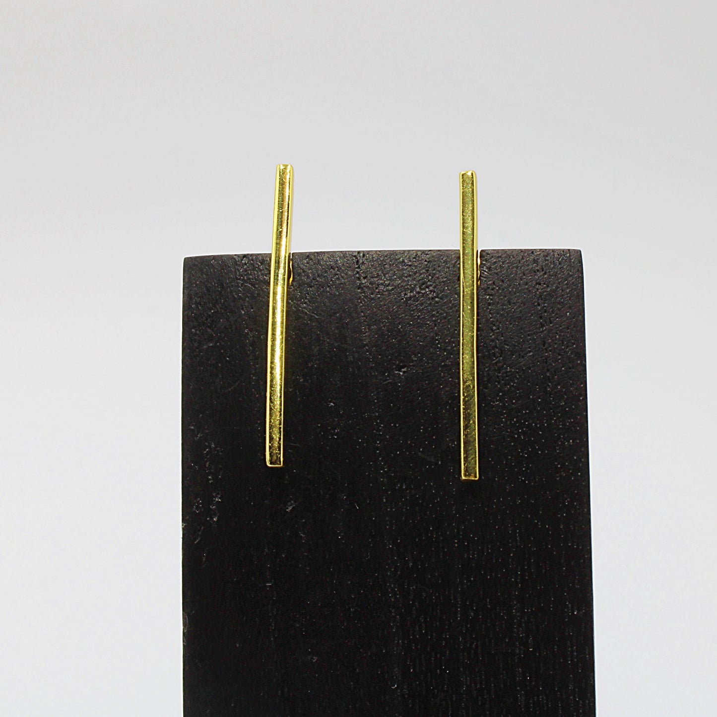 Pendientes minimalistas bañados en oro-1