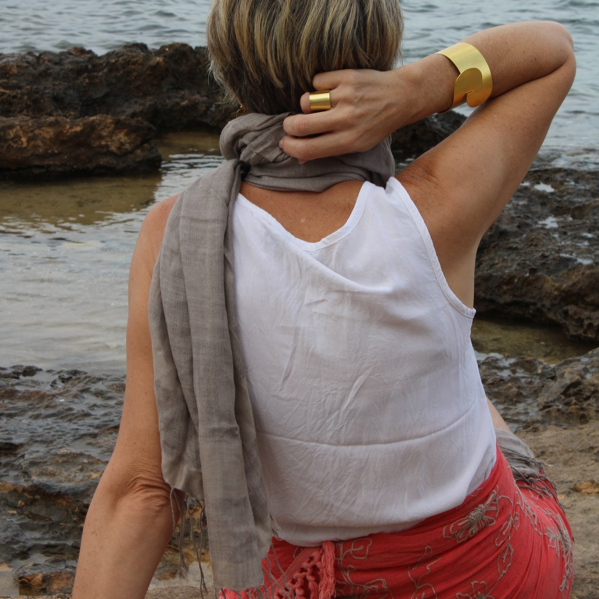 Brazalete ATENEA bañado en oro - Diseño con carácter-3