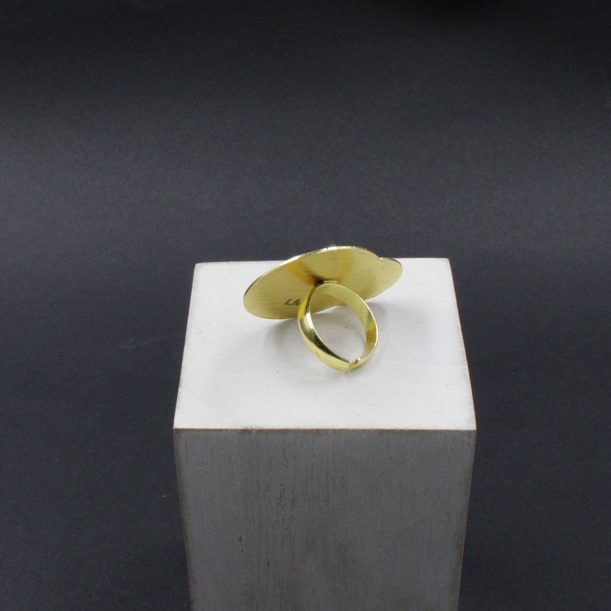Anillo ECLIPSE bañado en oro - Diseño con carácter-4