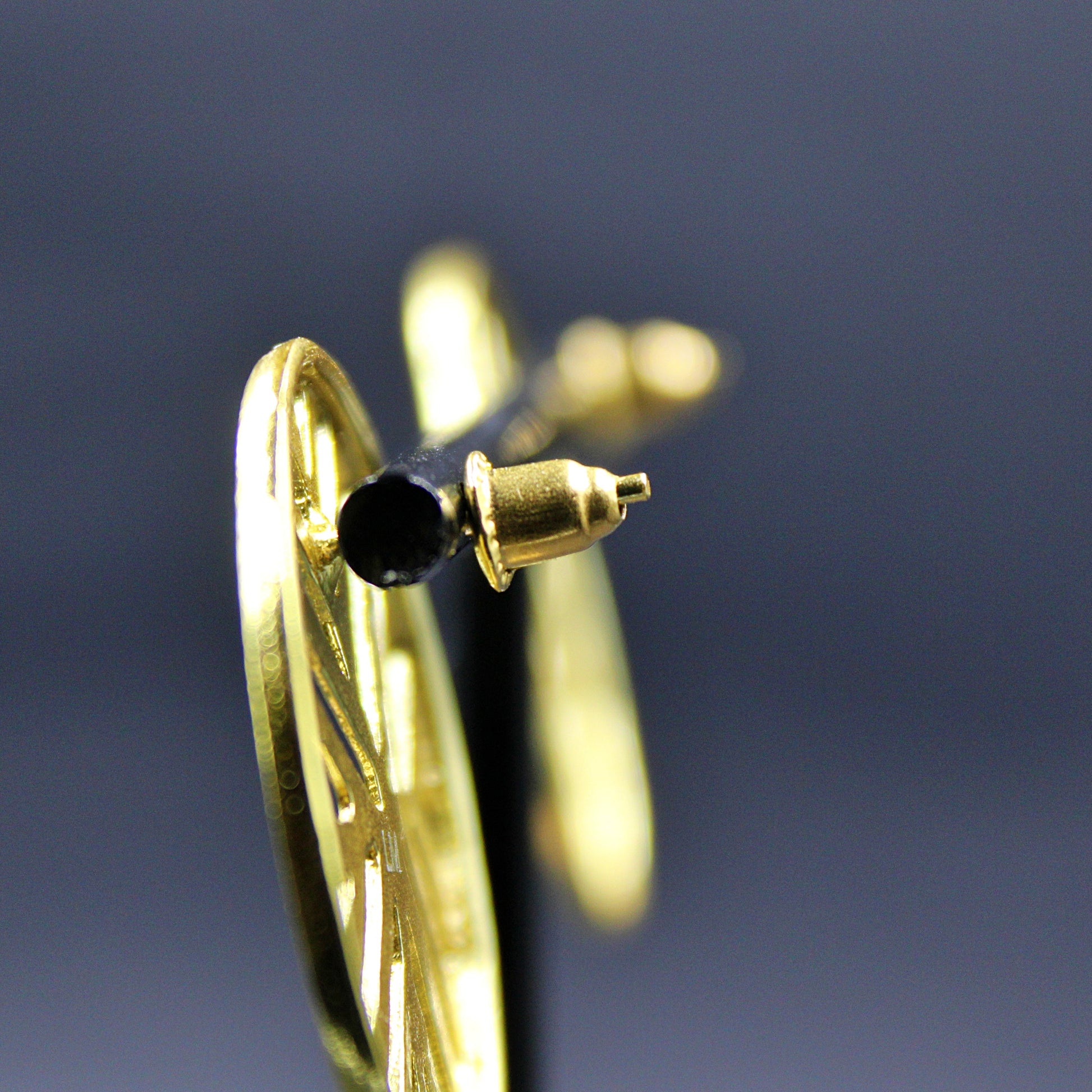 Pendientes POEPOE bañados en oro-4