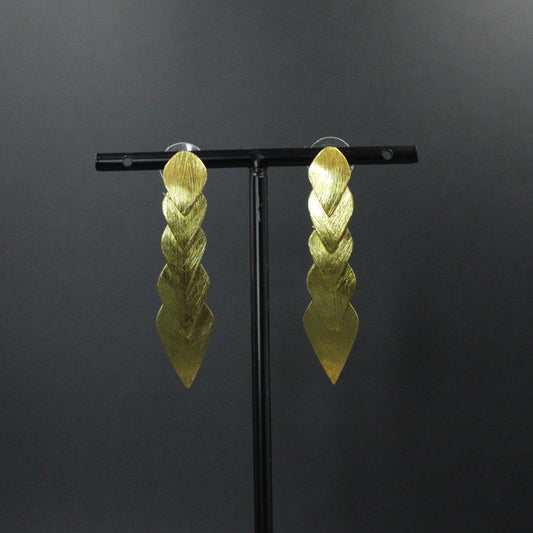 Pendientes SOLVAY bañados en oro - Diseño con carácter-0