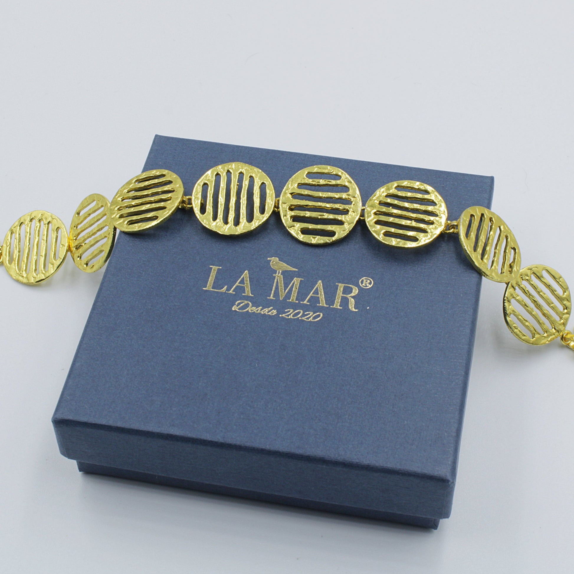 Pulsera COINS bañada en oro - Diseño con carácter-1