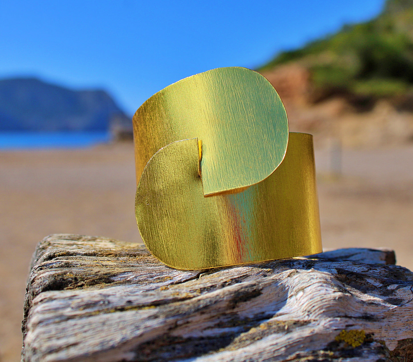 Brazalete ATENEA bañado en oro - Diseño con carácter-1